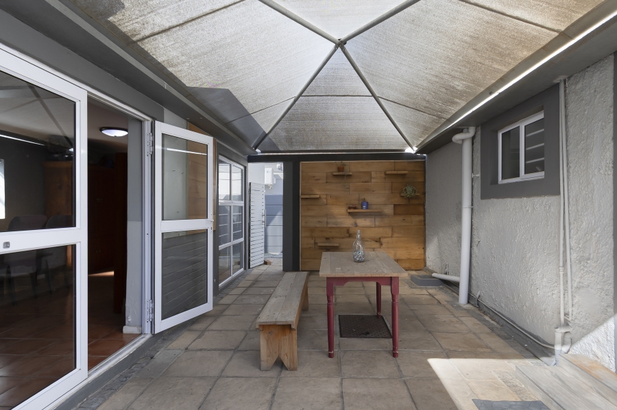 5 Bedroom Property for Sale in Strand North Western Cape